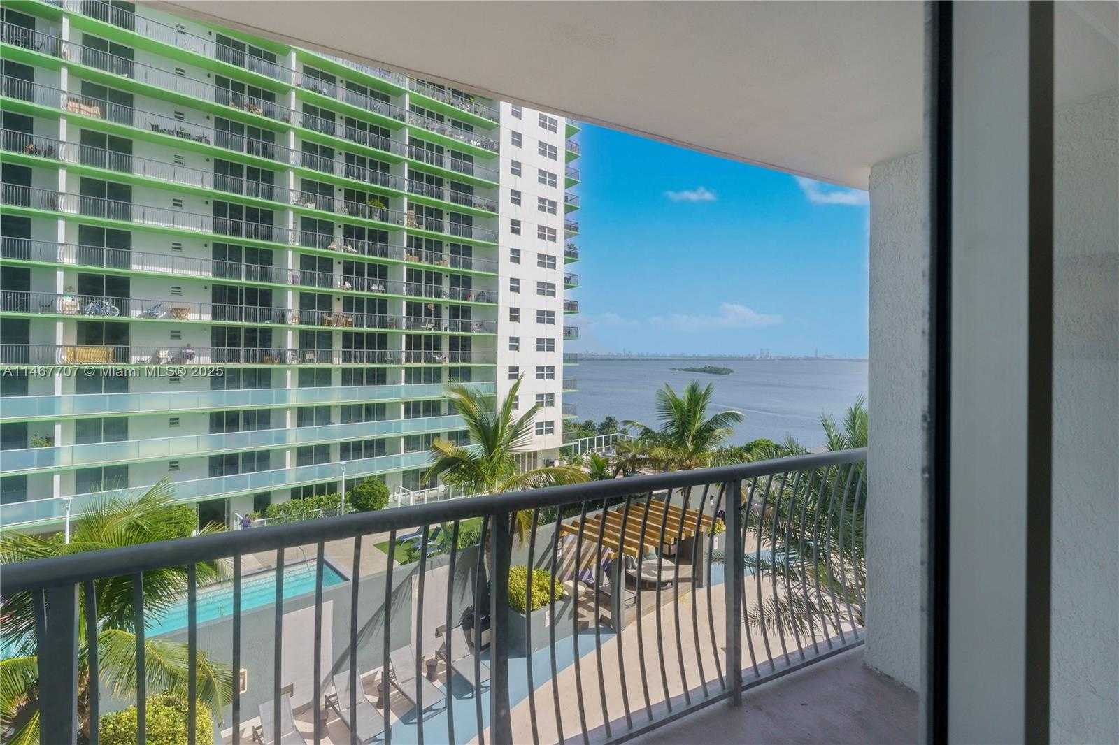Small Image of 1750 NORTH BAYSHORE DR #1405, Miami Number 36