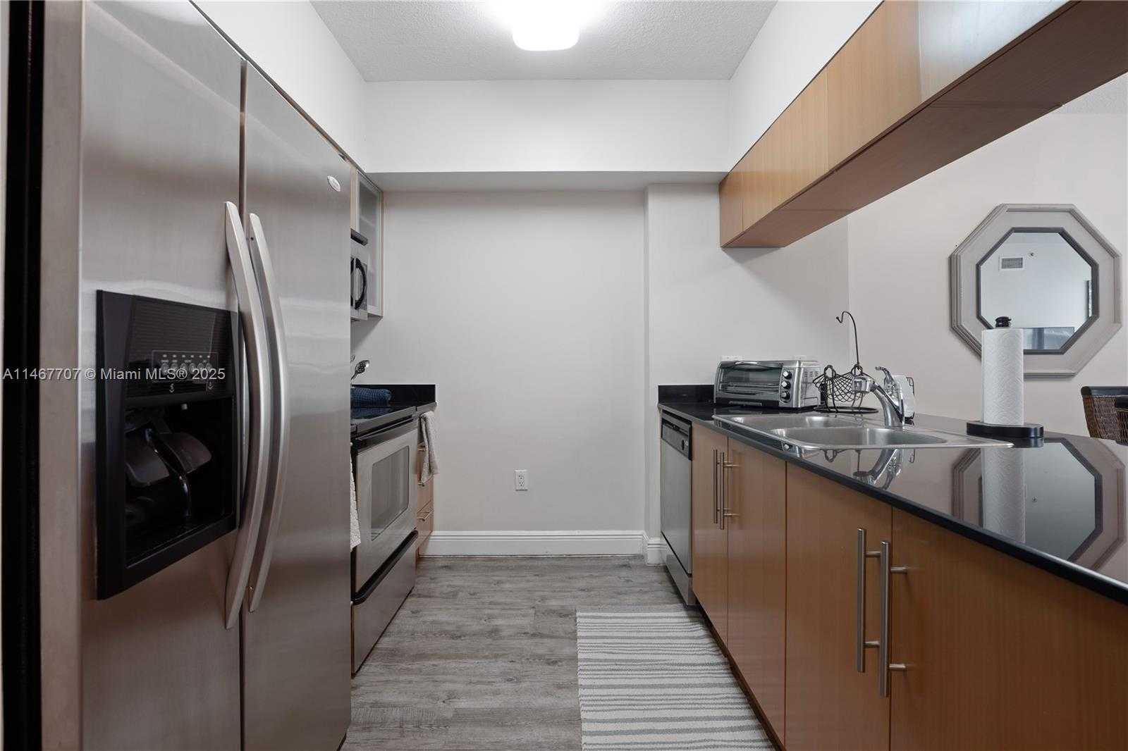 Small Image of 1750 NORTH BAYSHORE DR #1405, Miami Number 5