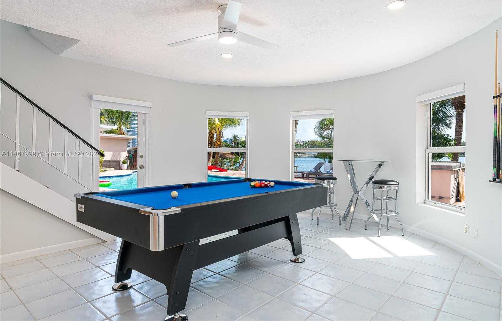 Small Image of 2500 NORTH EAST 199TH ST, Miami Number 20