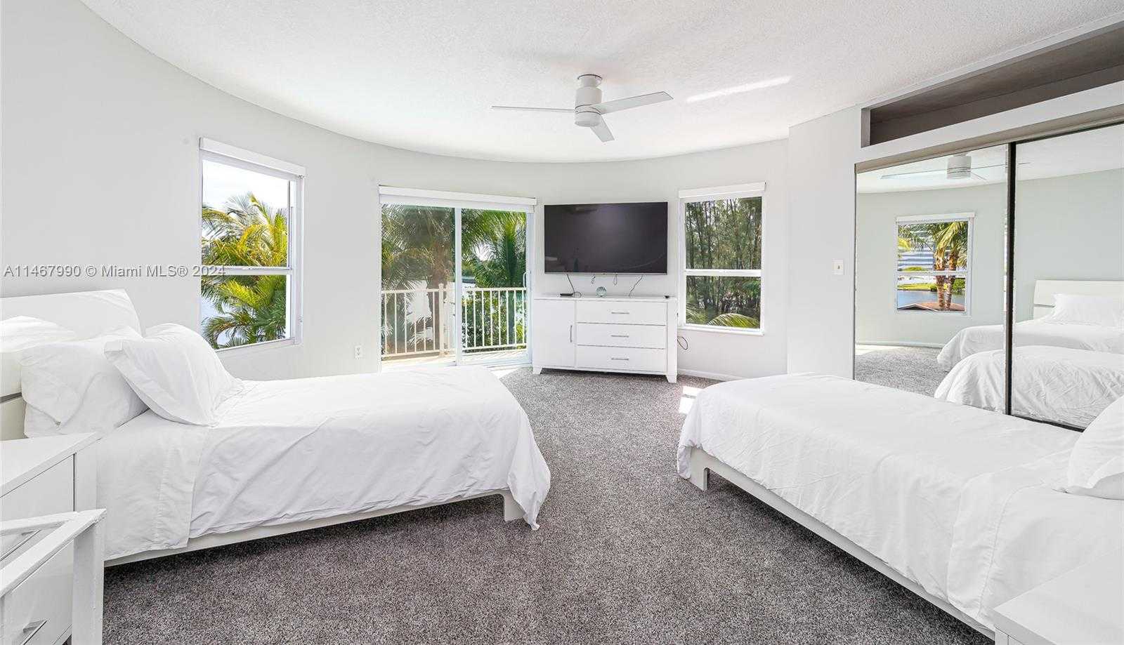 Small Image of 2500 NORTH EAST 199TH ST, Miami Number 48