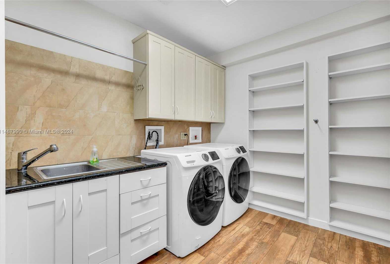 Small Image of 2500 NORTH EAST 199TH ST, Miami Number 51