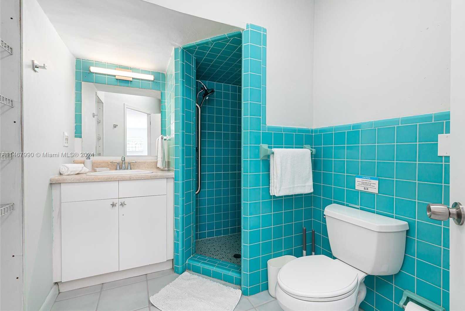 Small Image of 2500 NORTH EAST 199TH ST, Miami Number 52