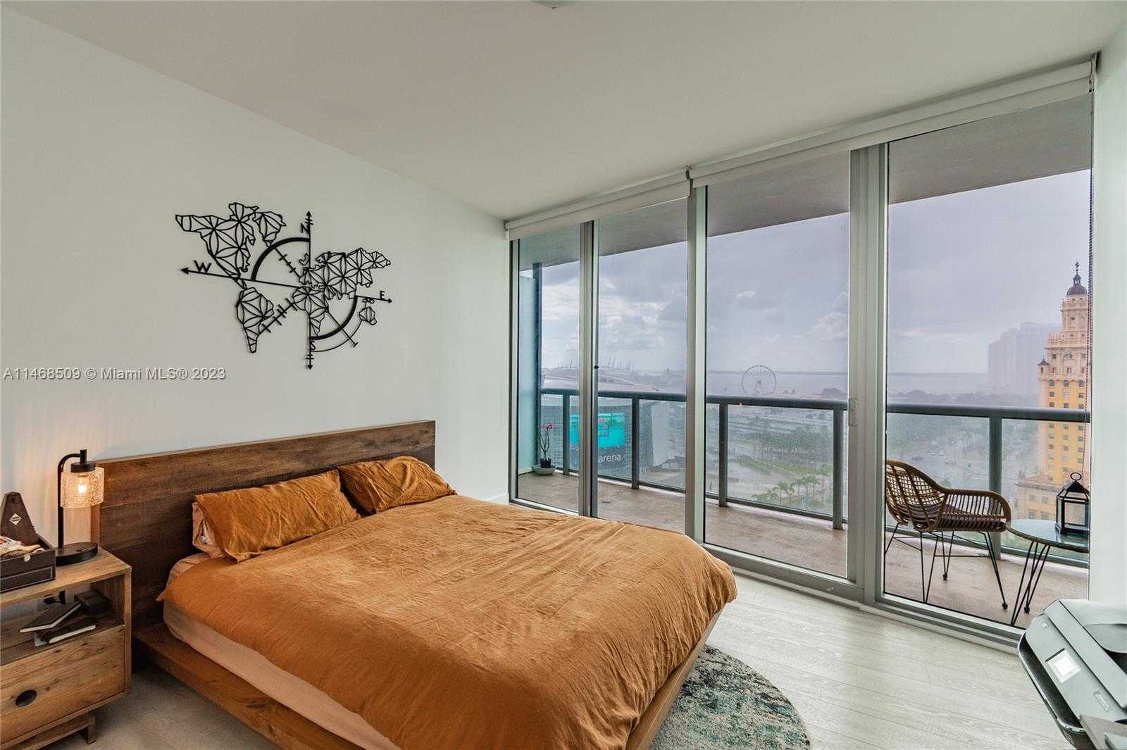Small Image of 888 BISCAYNE BLVD #1601, Miami Number 13