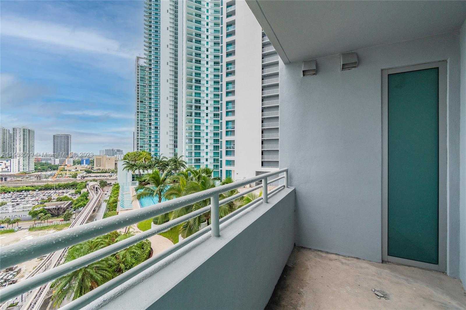 Small Image of 888 BISCAYNE BLVD #1601, Miami Number 25