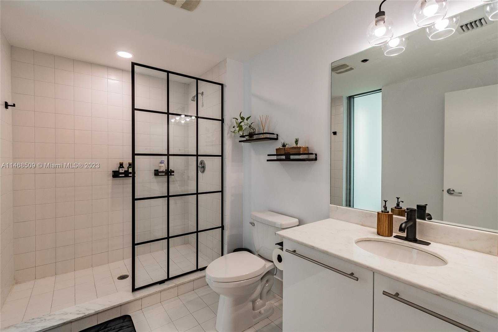 Small Image of 888 BISCAYNE BLVD #1601, Miami Number 27