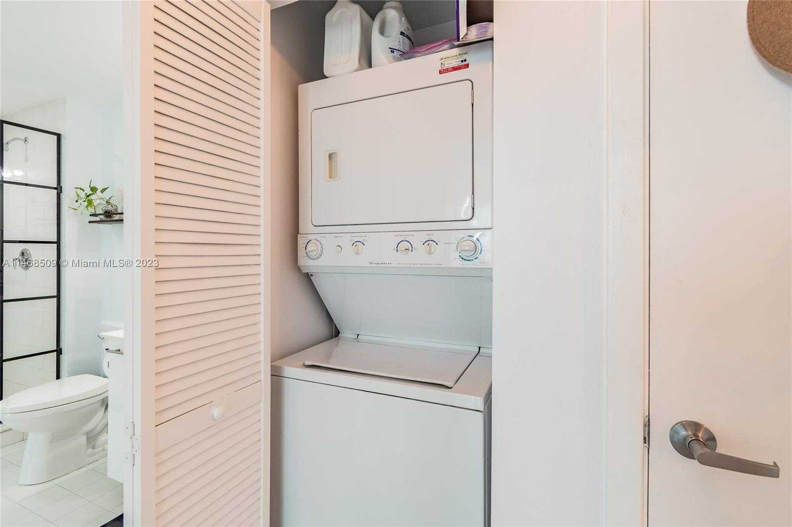 Small Image of 888 BISCAYNE BLVD #1601, Miami Number 29