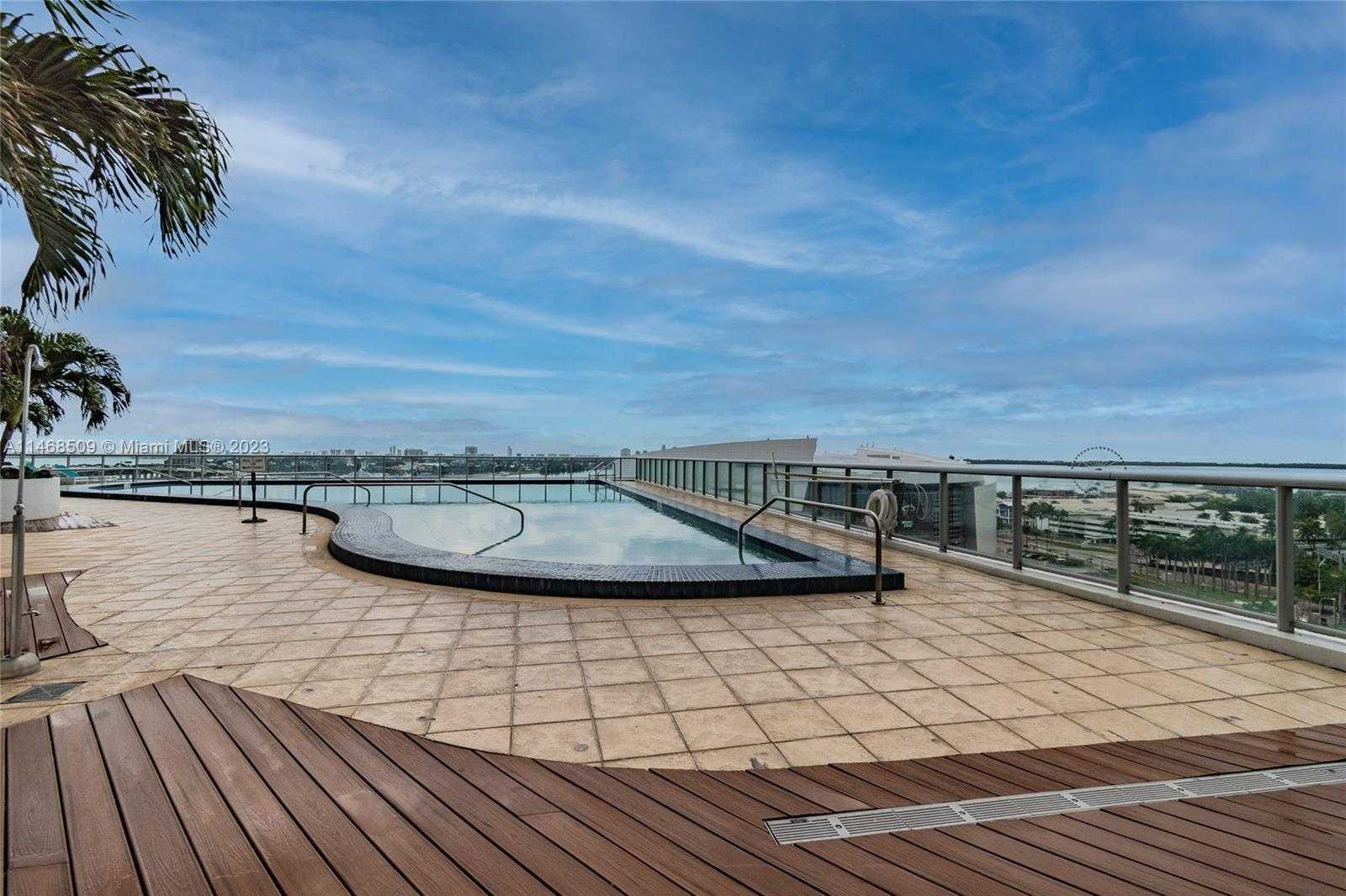 Small Image of 888 BISCAYNE BLVD #1601, Miami Number 32