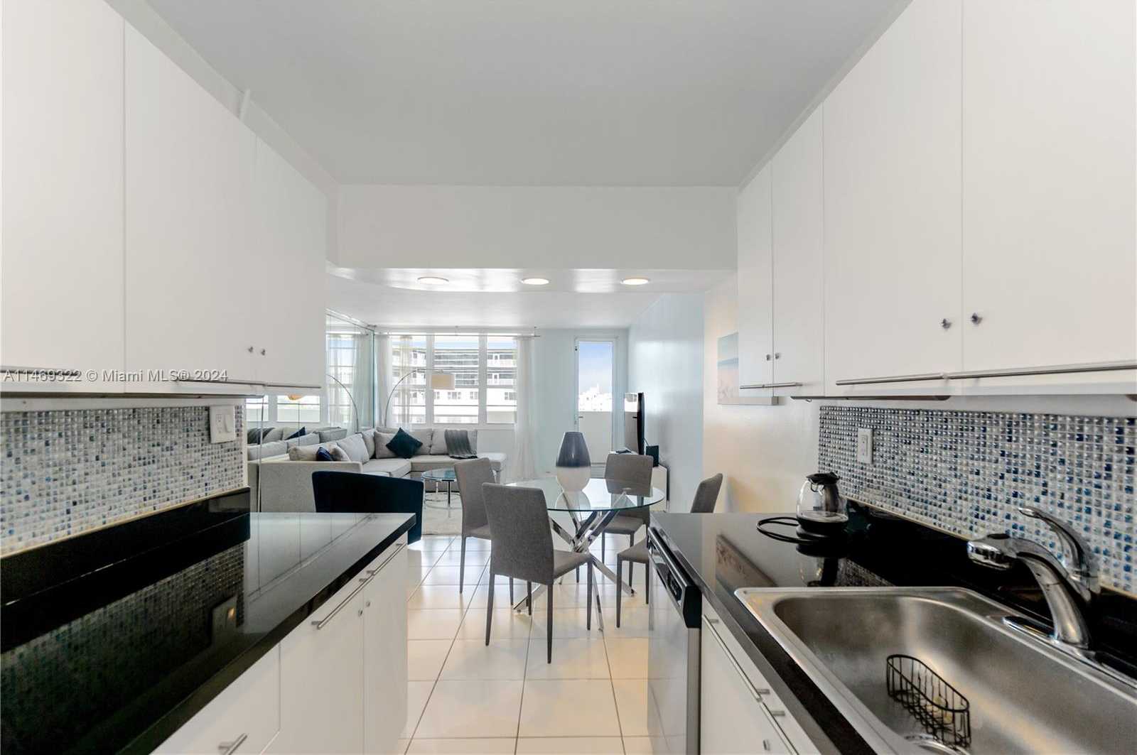 Small Image of 100 LINCOLN RD #1043, Miami Beach Number 4