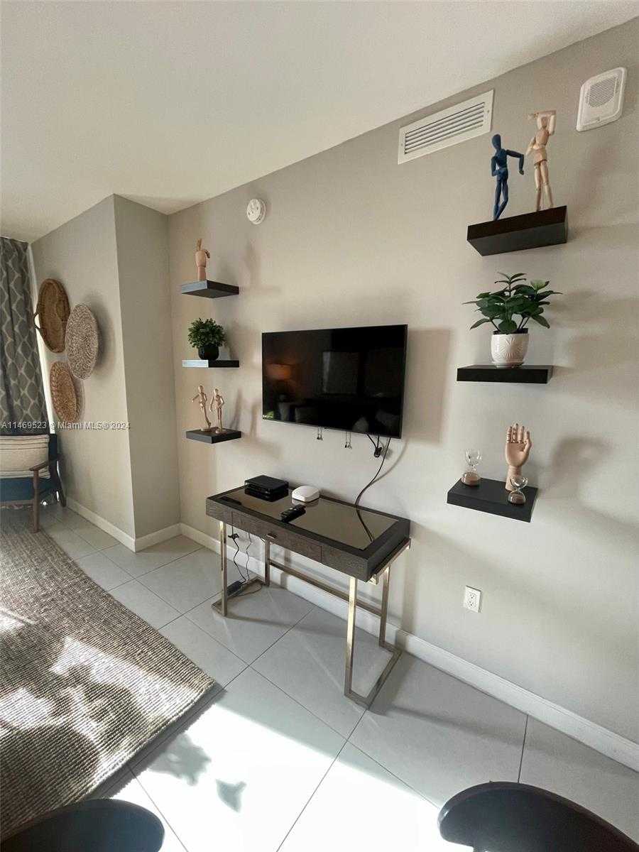 Small Image of 5350 NORTH WEST 84TH AVE #1514, Doral Number 10
