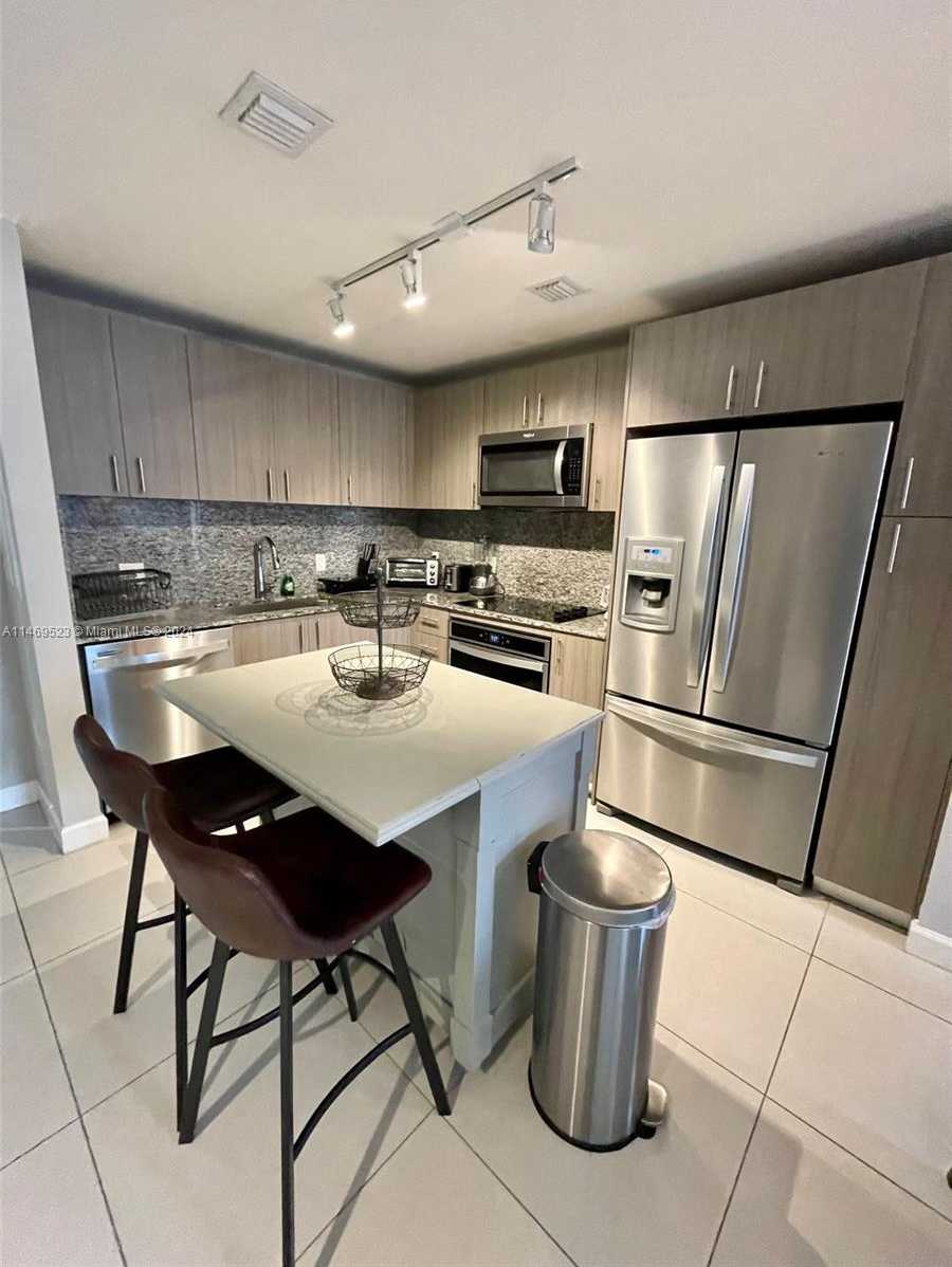 Small Image of 5350 NORTH WEST 84TH AVE #1514, Doral Number 4