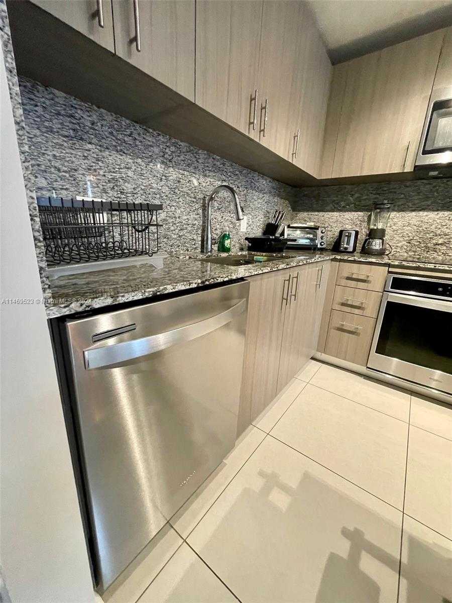 Small Image of 5350 NORTH WEST 84TH AVE #1514, Doral Number 7