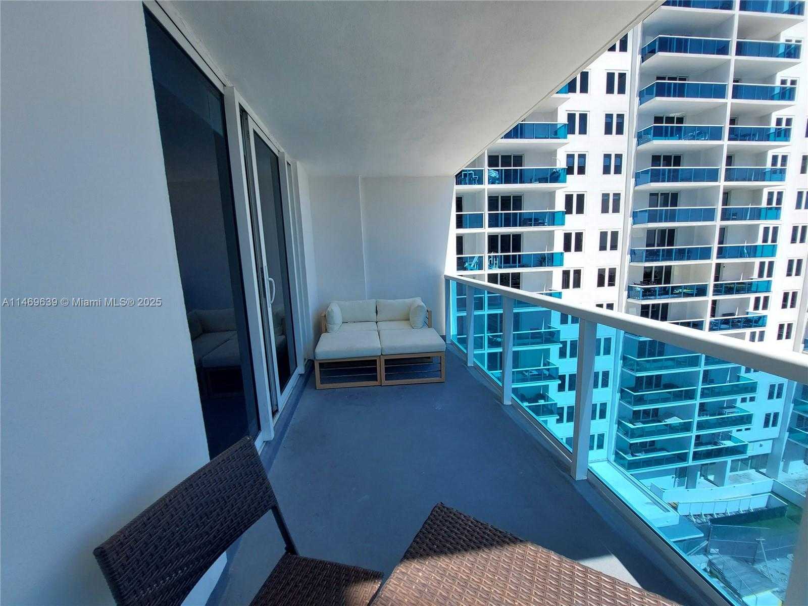 Small Image of 2301 COLLINS AVE #940, Miami Beach Number 34