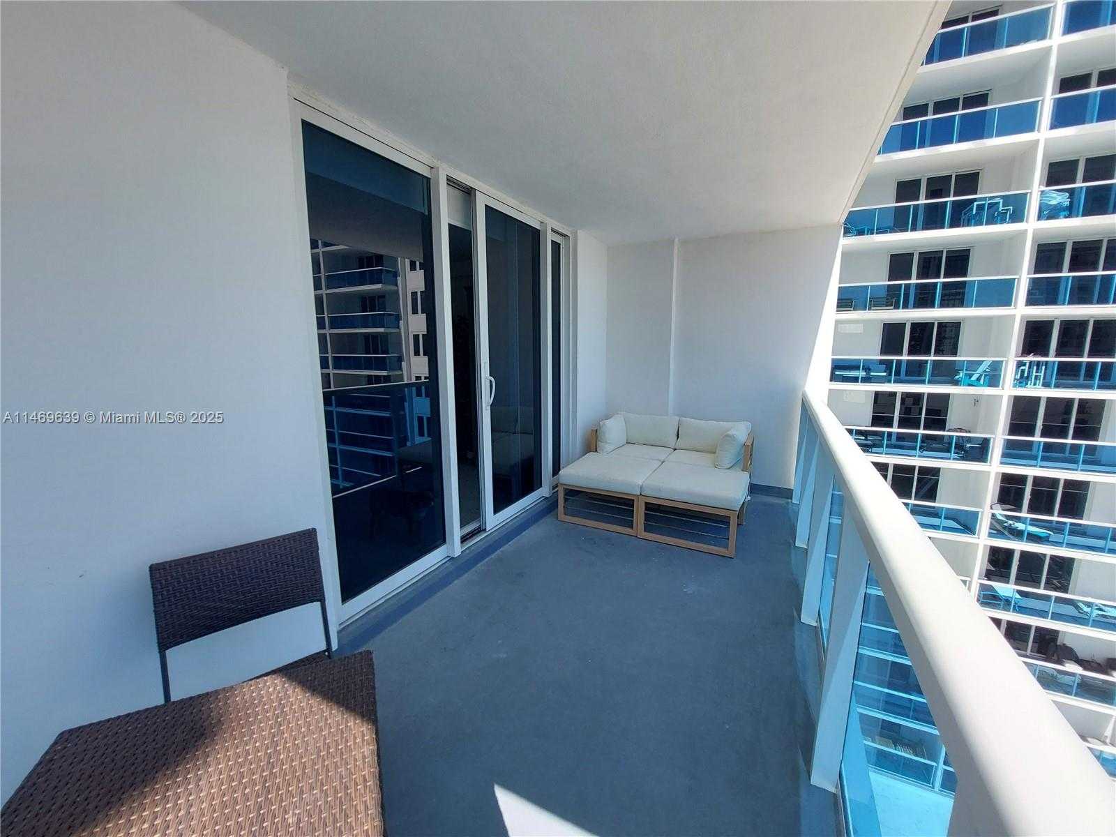 Small Image of 2301 COLLINS AVE #940, Miami Beach Number 35