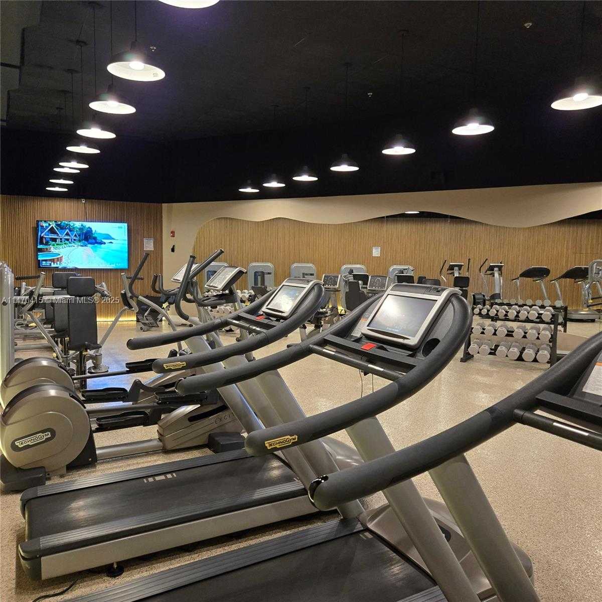 Small Image of 5445 COLLINS AVE #528, Miami Beach Number 28