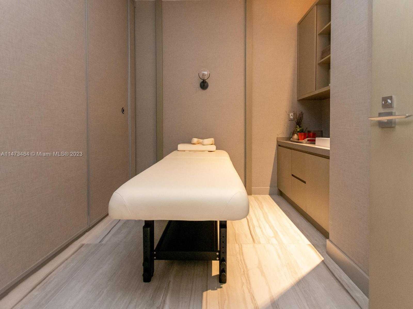 Small Image of 4010 SOUTH OCEAN DR #1404, Hollywood Number 39