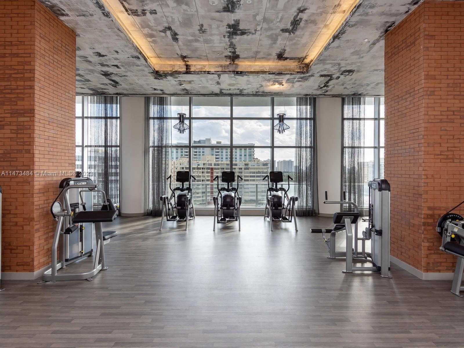 Small Image of 4010 SOUTH OCEAN DR #1404, Hollywood Number 41