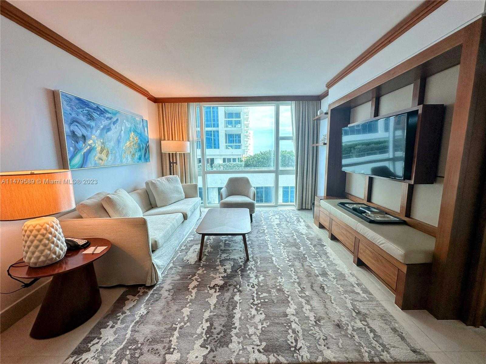Small Image of 6801 COLLINS AVE #611, Miami Beach Number 2