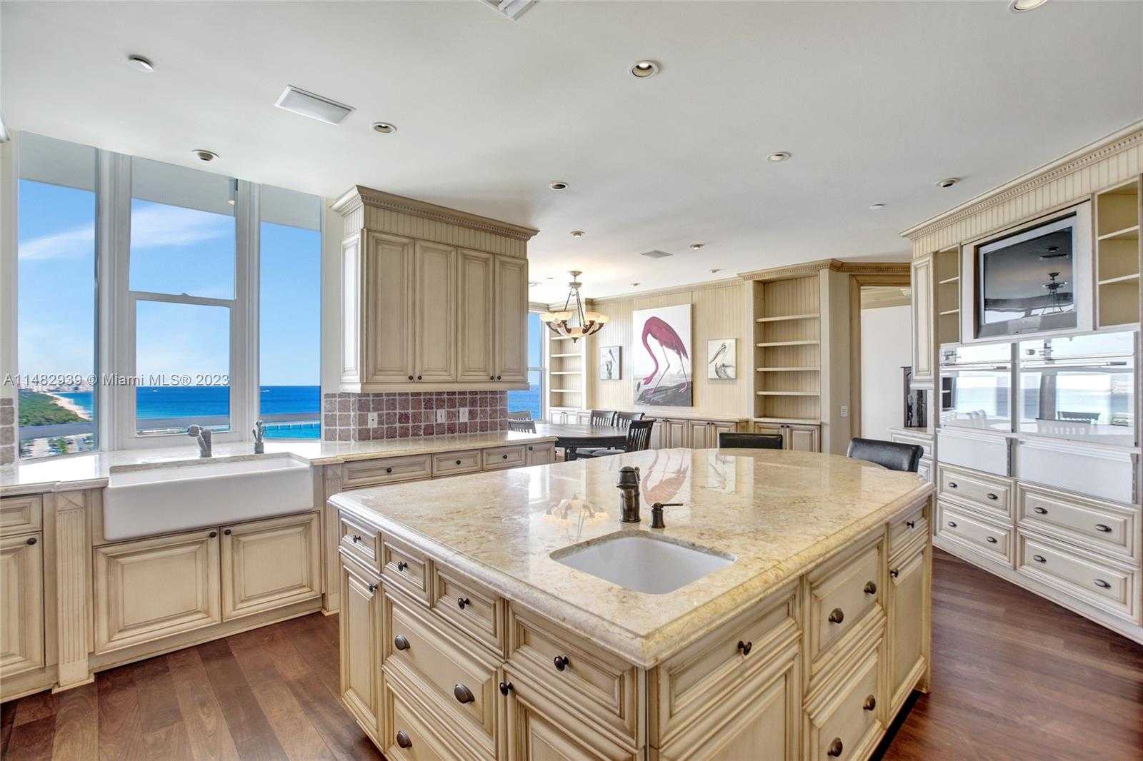 Small Image of 6051 NORTH OCEAN DR #PH5, Hollywood Number 18