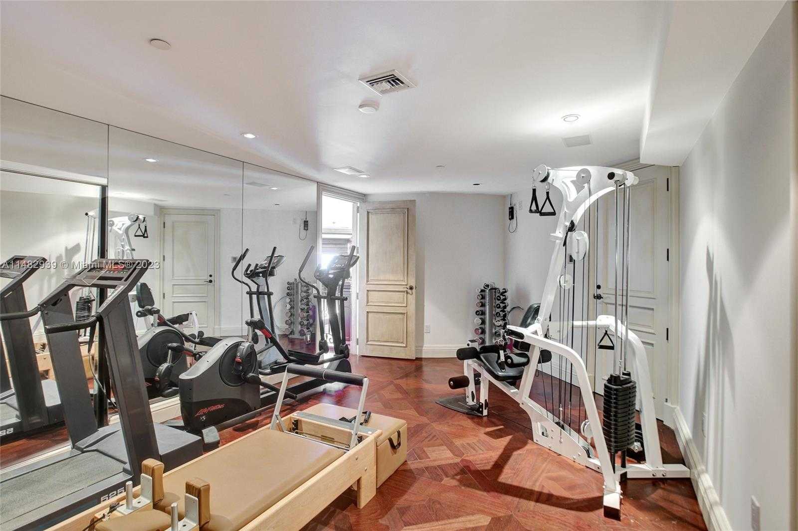 Small Image of 6051 NORTH OCEAN DR #PH5, Hollywood Number 59