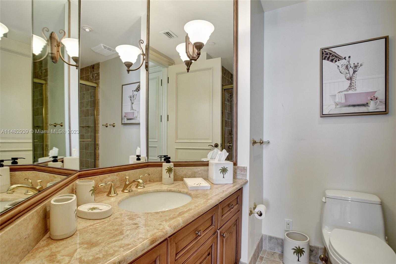 Small Image of 6051 NORTH OCEAN DR #PH5, Hollywood Number 64