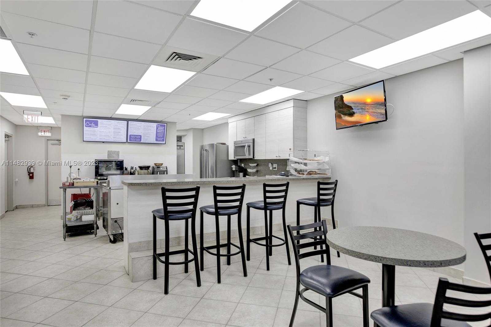 Small Image of 6051 NORTH OCEAN DR #PH5, Hollywood Number 83