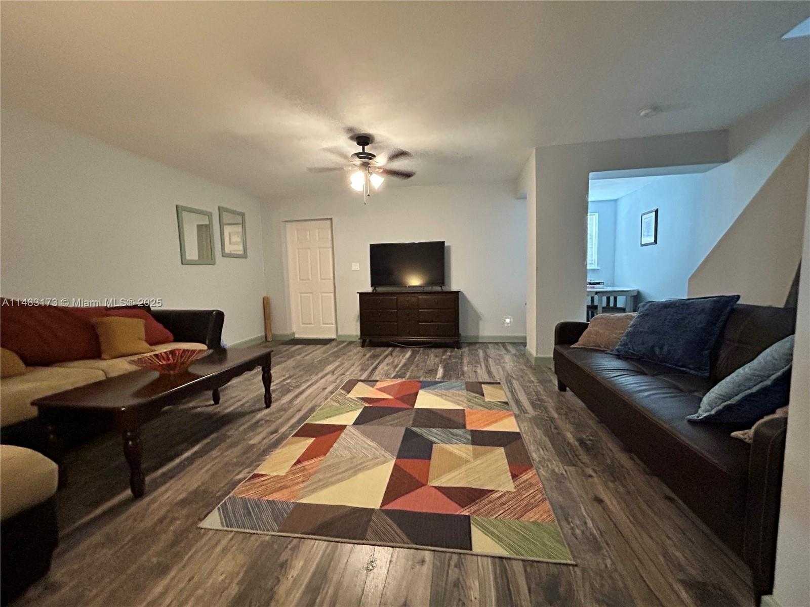 Small Image of 353 VIRGINIA ST, Hollywood Number 11