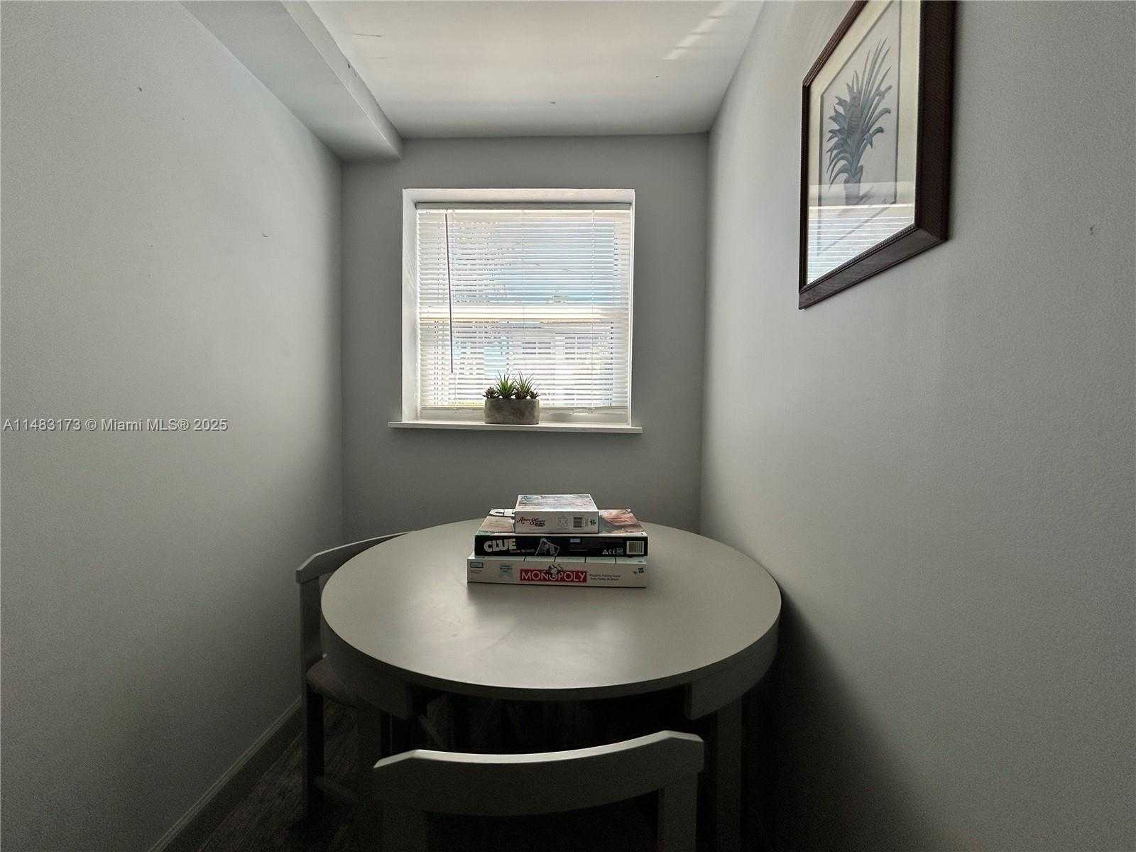 Small Image of 353 VIRGINIA ST, Hollywood Number 13