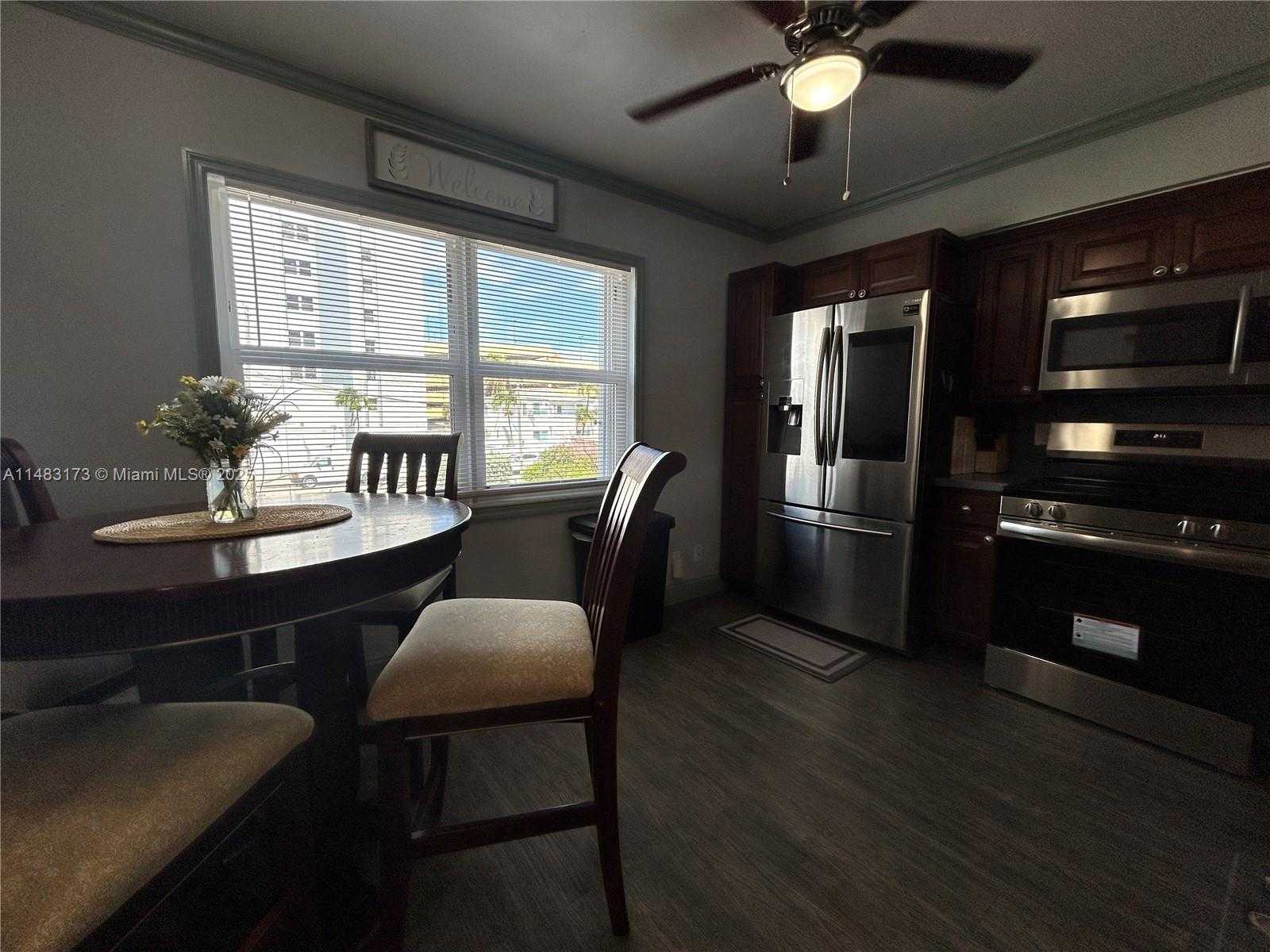 Small Image of 353 VIRGINIA ST, Hollywood Number 20