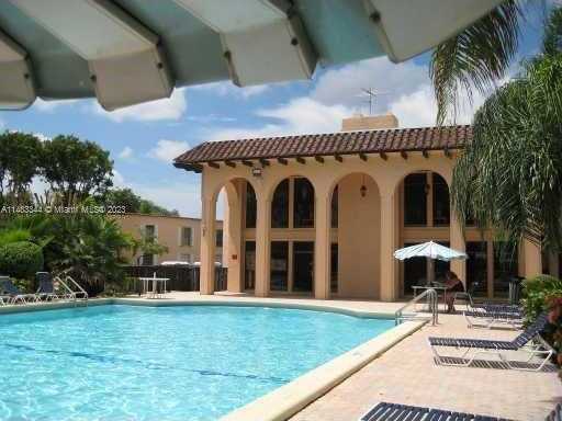 Small Image of 10776 NORTH KENDALL DR #F16, Miami Number 19