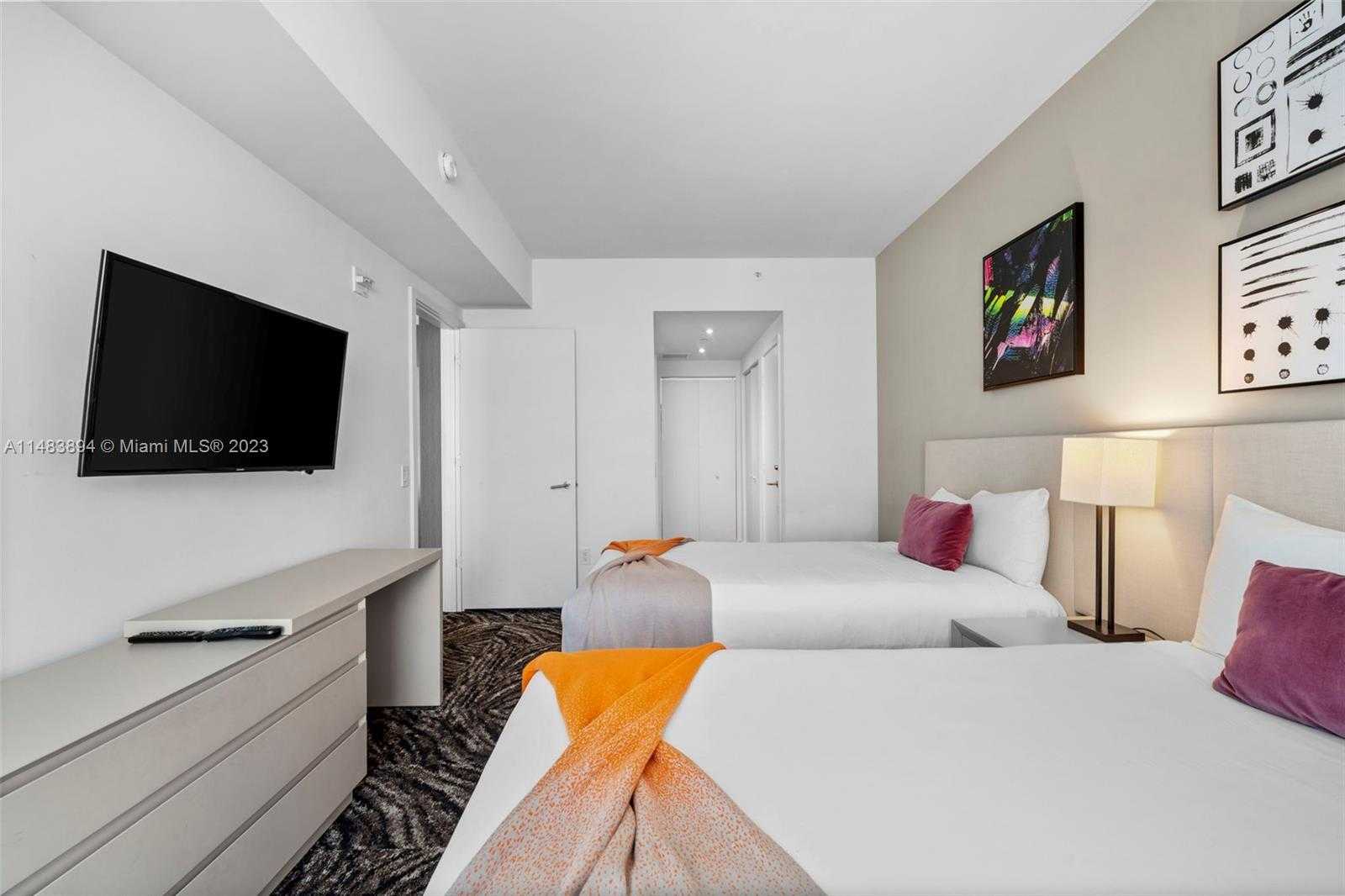 Small Image of 4111 SOUTH OCEAN DR #1406, Hollywood Number 4