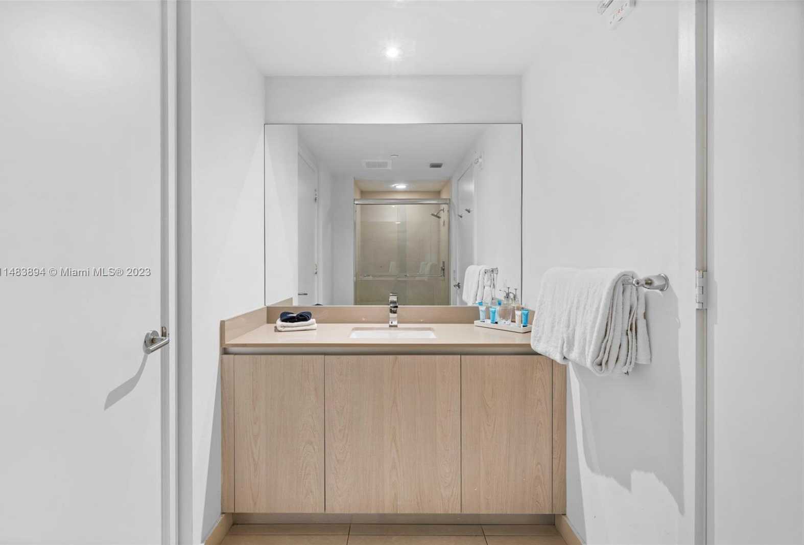 Small Image of 4111 SOUTH OCEAN DR #1406, Hollywood Number 6