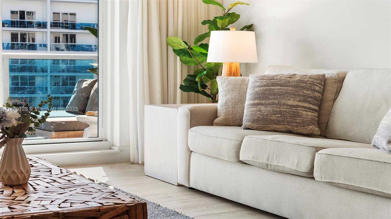 Small Image of 102 24TH ST #1412, Miami Beach Number 11