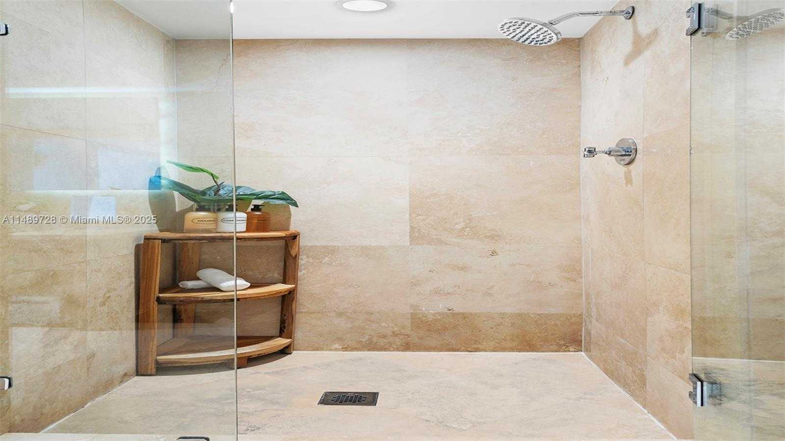 Small Image of 102 24TH ST #1412, Miami Beach Number 25