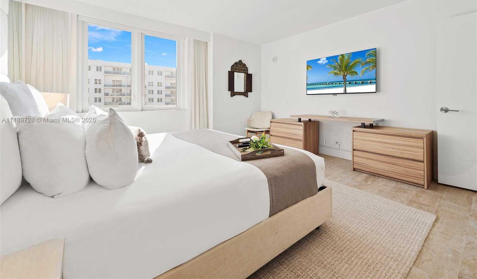 Small Image of 102 24TH ST #1412, Miami Beach Number 5