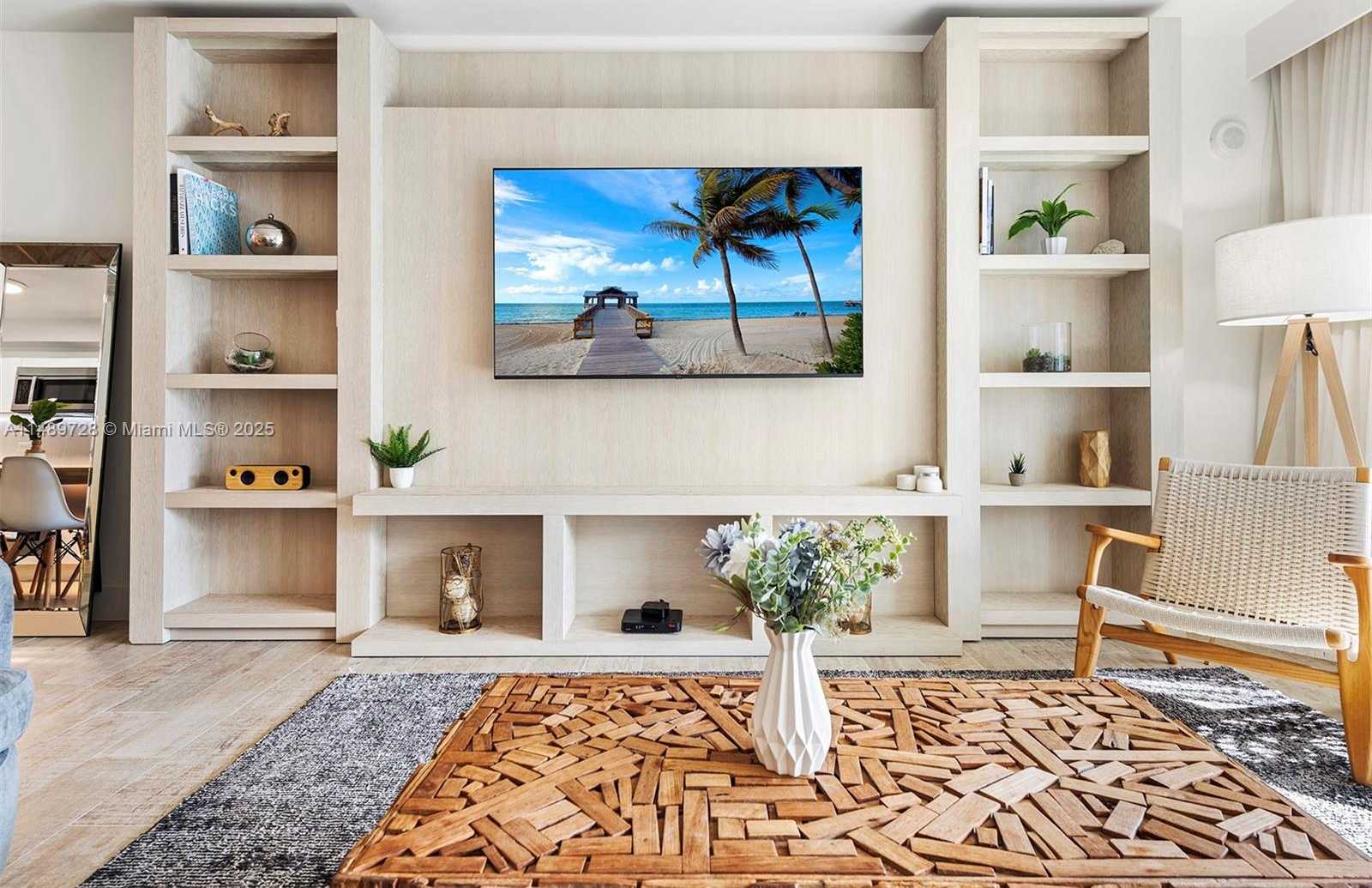 Small Image of 102 24TH ST #1412, Miami Beach Number 6