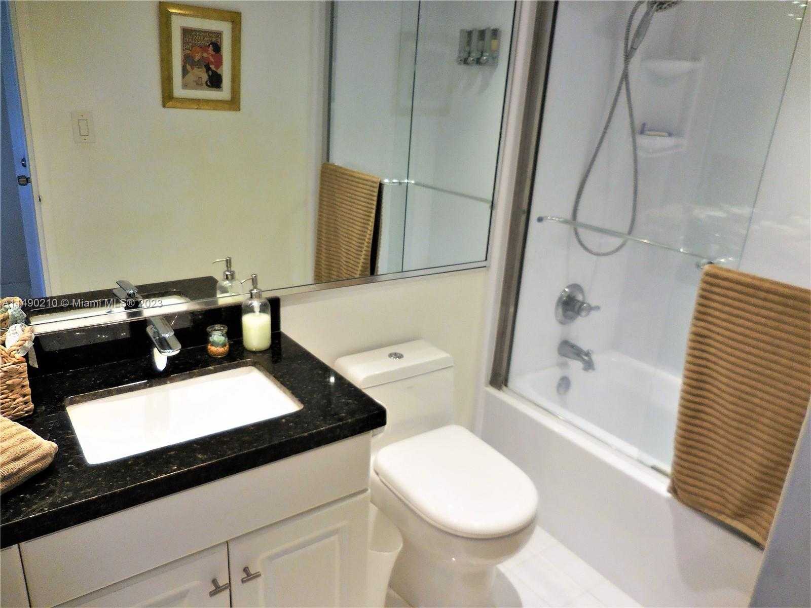Small Image of 5151 COLLINS AVE #519, Miami Beach Number 19