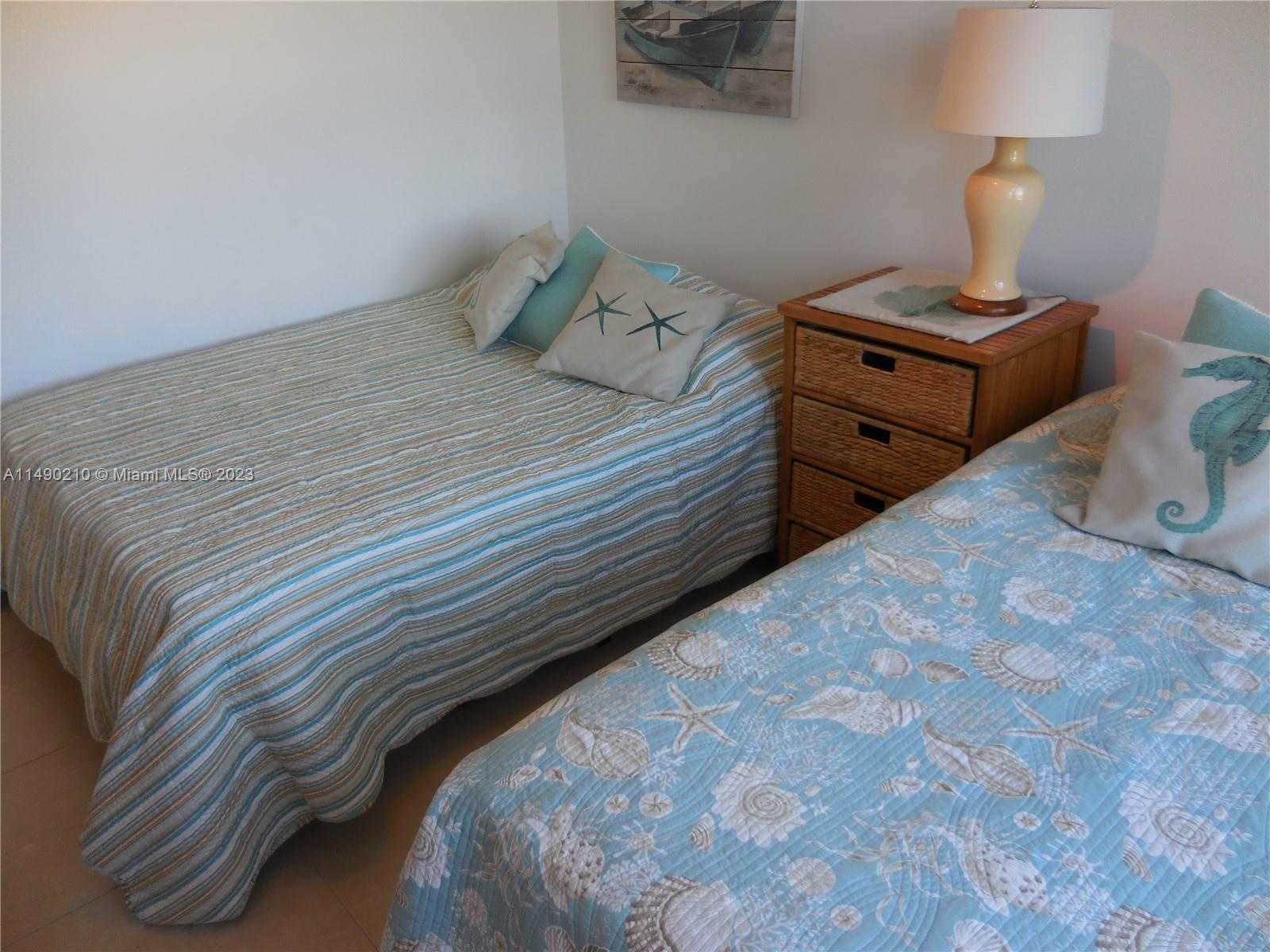 Small Image of 5151 COLLINS AVE #519, Miami Beach Number 26