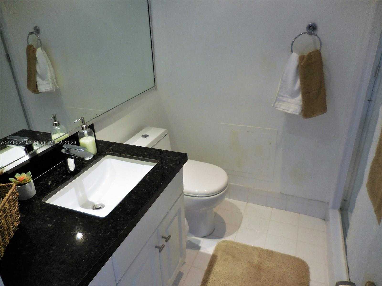 Small Image of 5151 COLLINS AVE #519, Miami Beach Number 27