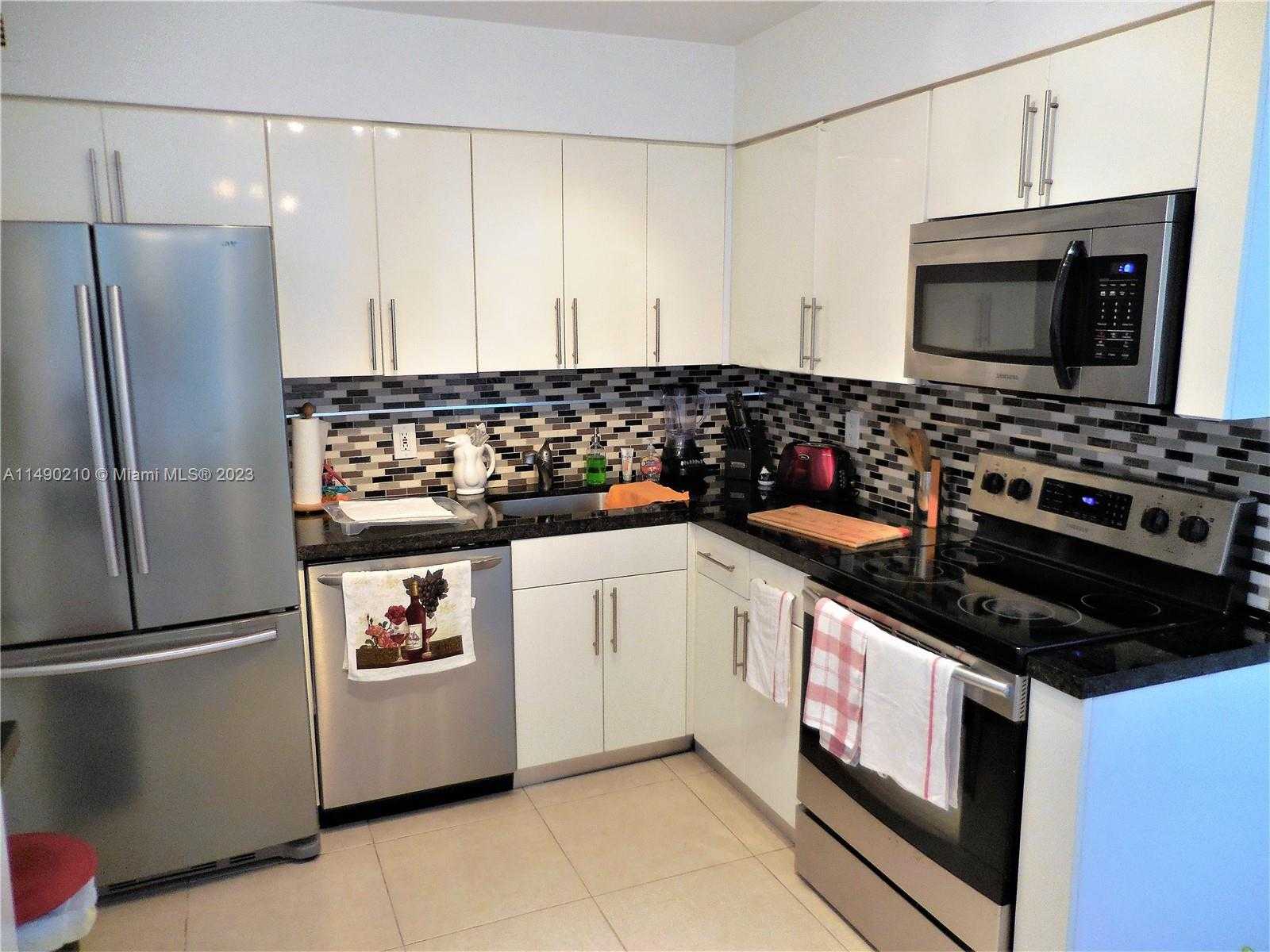 Small Image of 5151 COLLINS AVE #519, Miami Beach Number 40