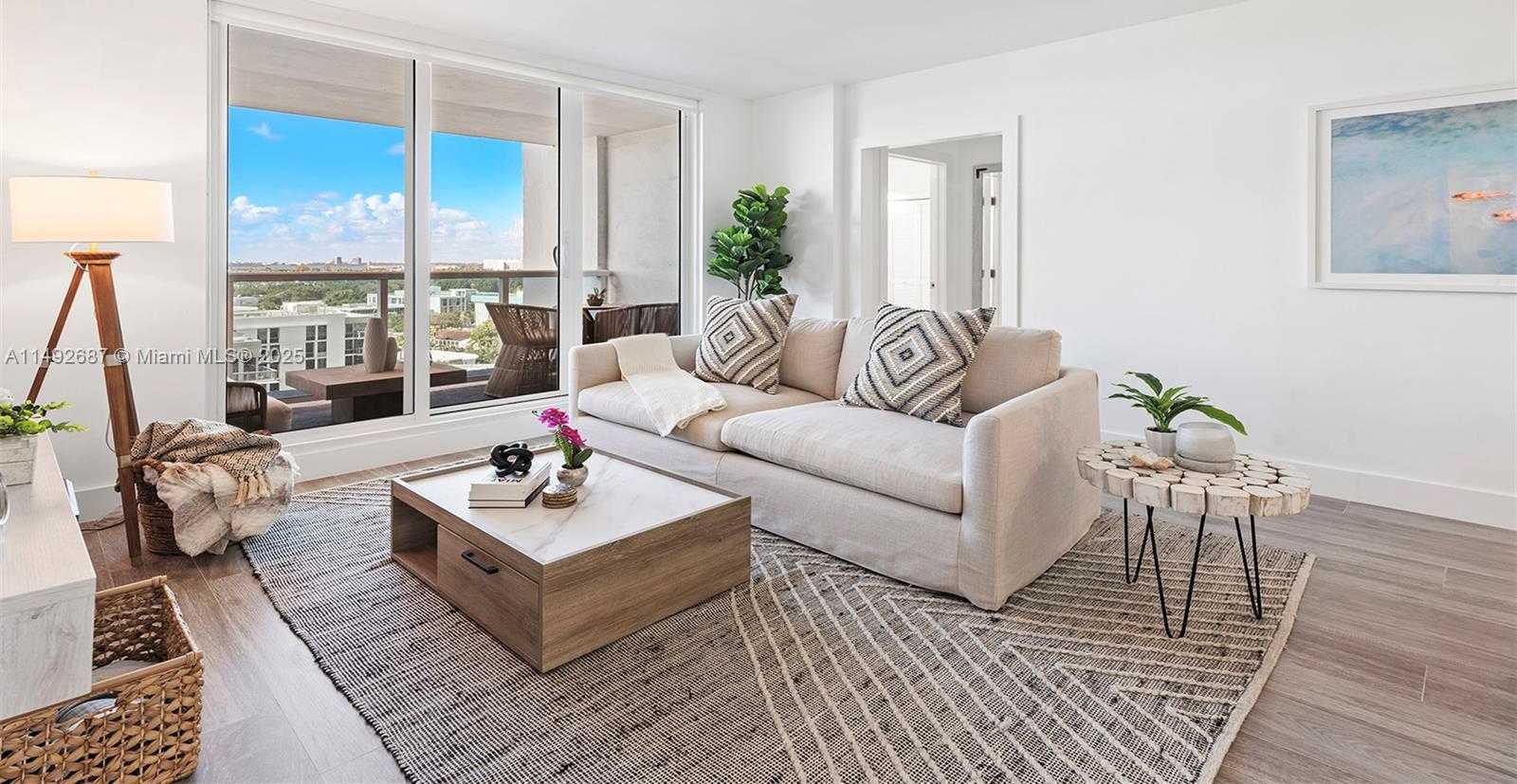 Small Image of 2301 #1126, Miami Beach Number 12