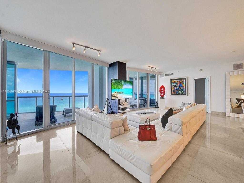 Small Image of 17121 COLLINS AVE #3905/3904, Sunny Isles Beach Number 11
