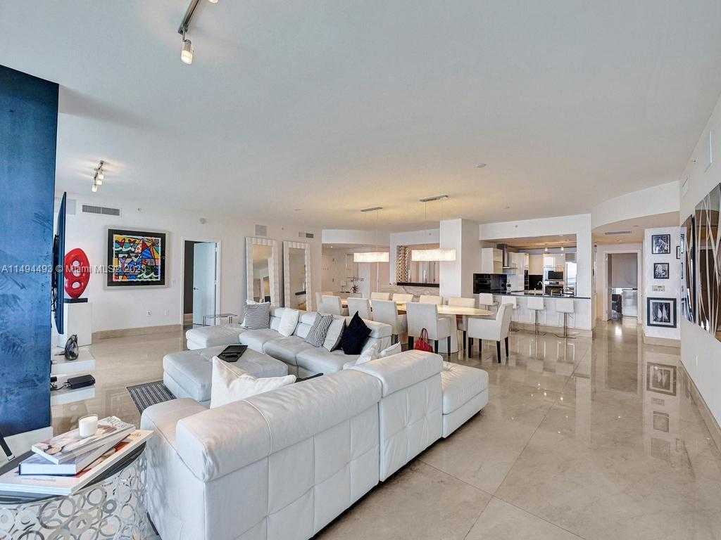 Small Image of 17121 COLLINS AVE #3905/3904, Sunny Isles Beach Number 12