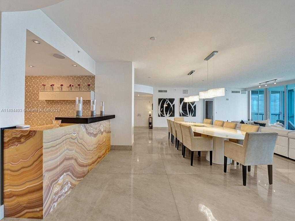 Small Image of 17121 COLLINS AVE #3905/3904, Sunny Isles Beach Number 19