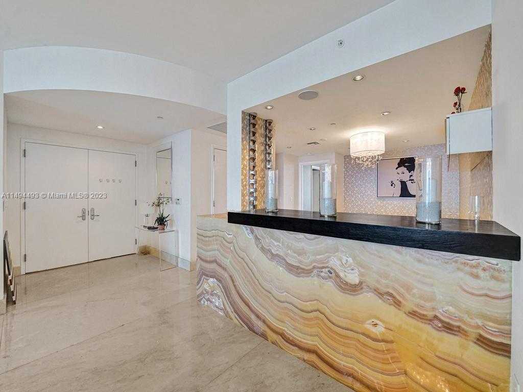 Small Image of 17121 COLLINS AVE #3905/3904, Sunny Isles Beach Number 20