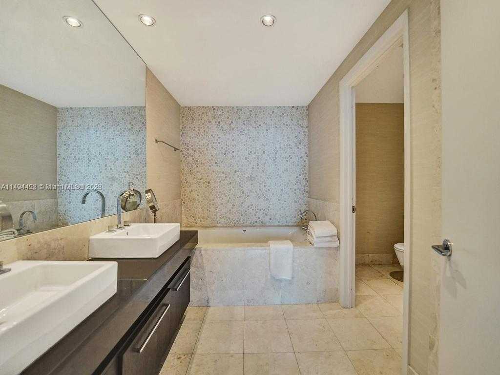 Small Image of 17121 COLLINS AVE #3905/3904, Sunny Isles Beach Number 42