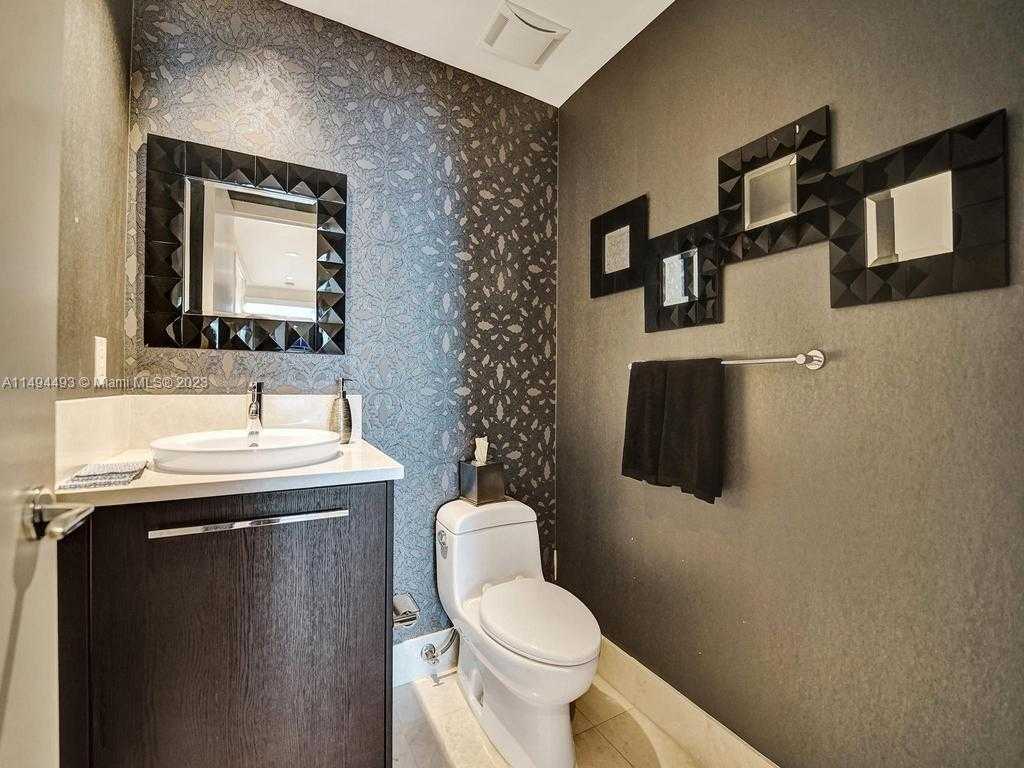 Small Image of 17121 COLLINS AVE #3905/3904, Sunny Isles Beach Number 44