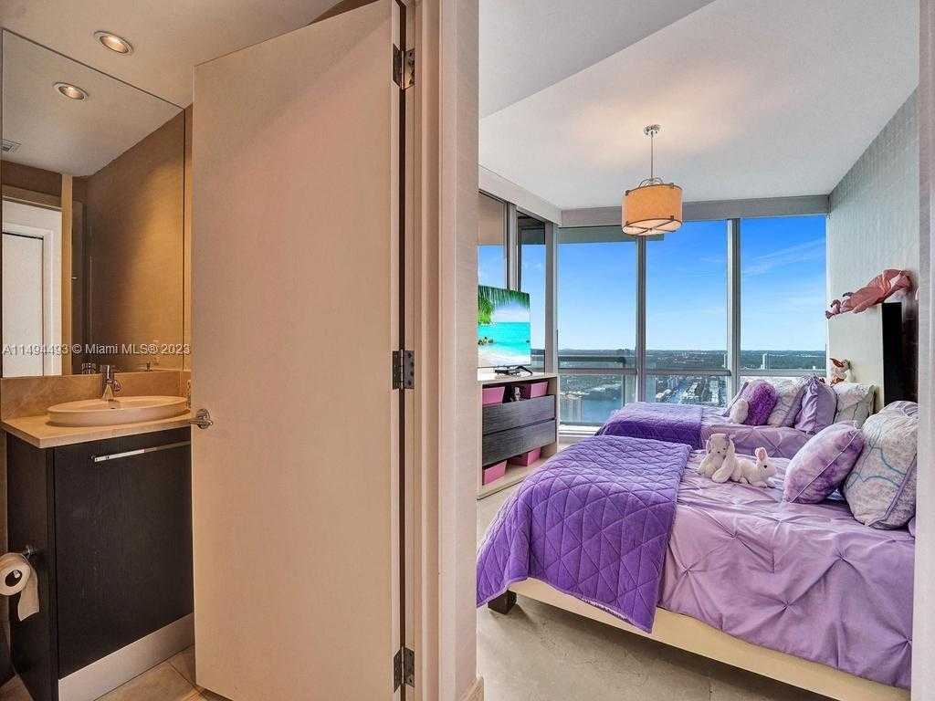 Small Image of 17121 COLLINS AVE #3905/3904, Sunny Isles Beach Number 45