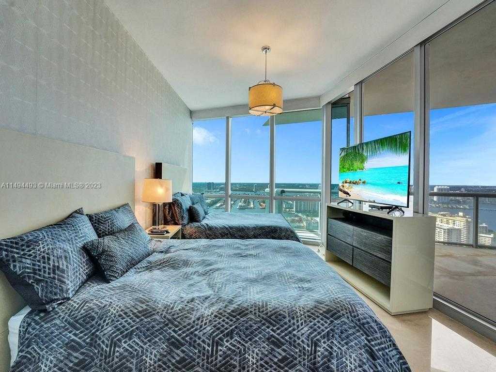 Small Image of 17121 COLLINS AVE #3905/3904, Sunny Isles Beach Number 58
