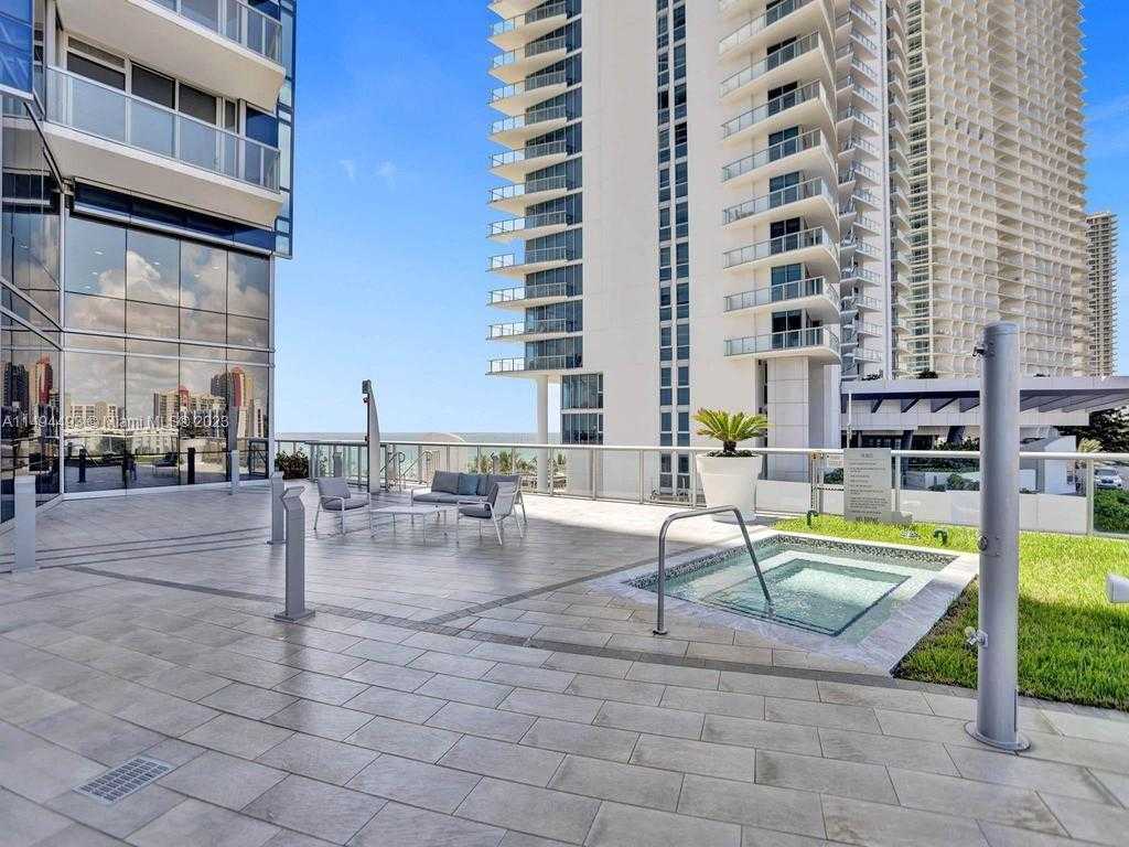 Small Image of 17121 COLLINS AVE #3905/3904, Sunny Isles Beach Number 76