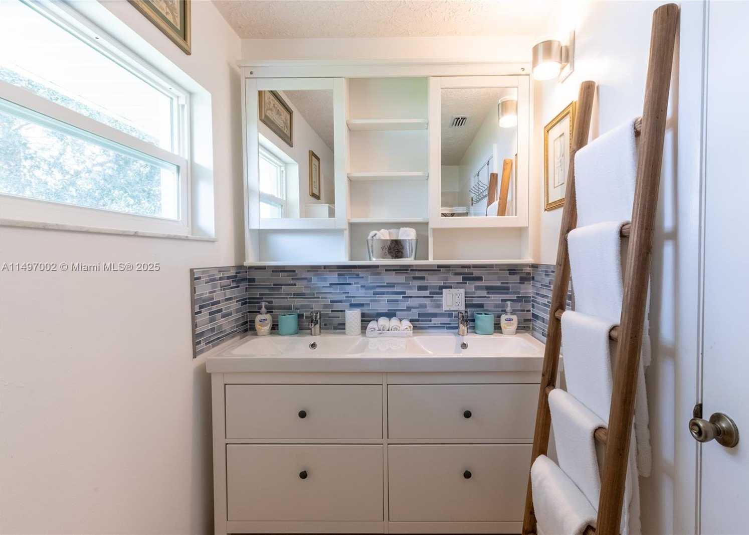 Small Image of 3118 TANGLEWYLDE AVENUE, Lake Placid Number 57